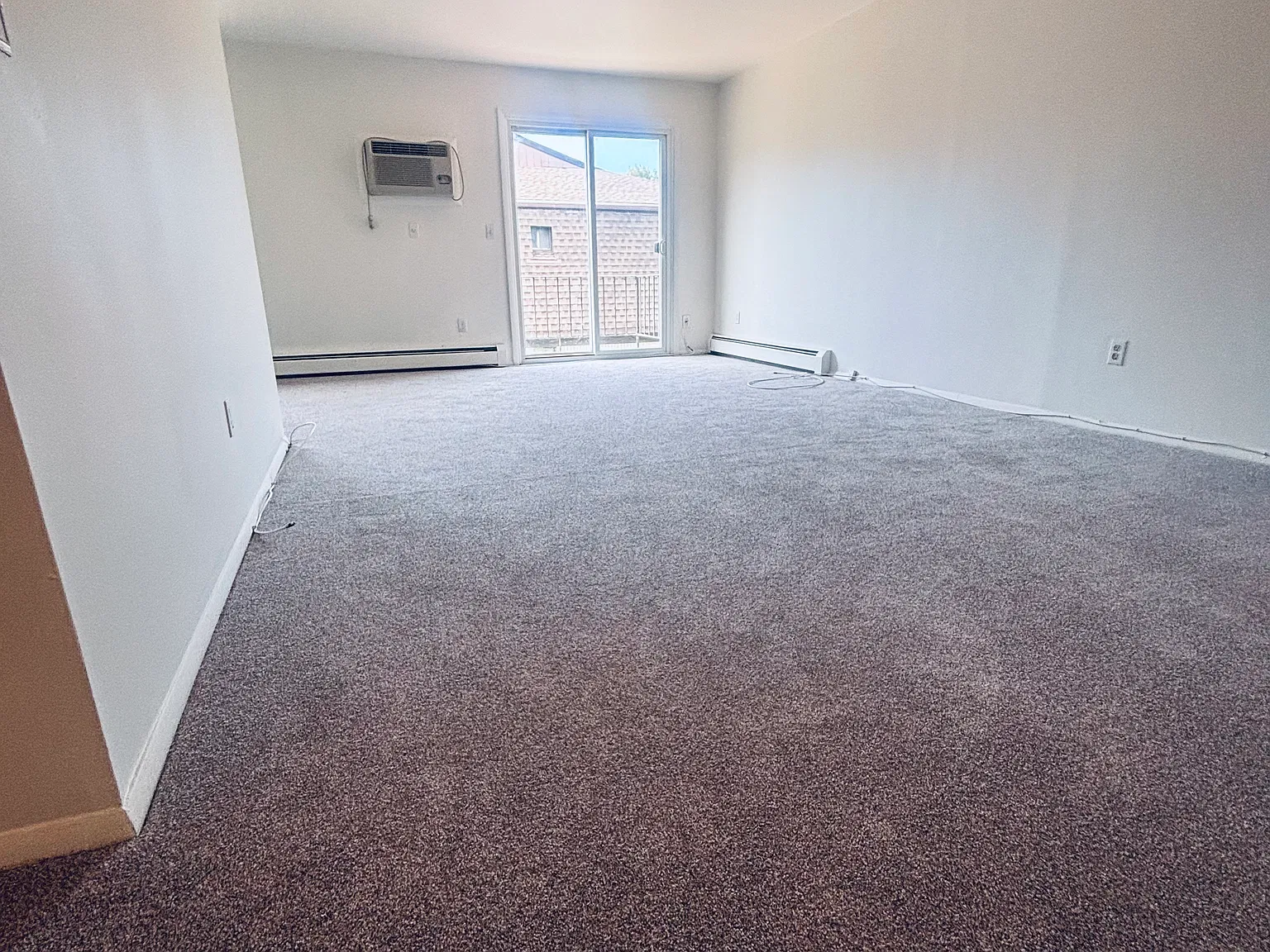 1 bed, 925 sqft, $1,750 — Photo 1