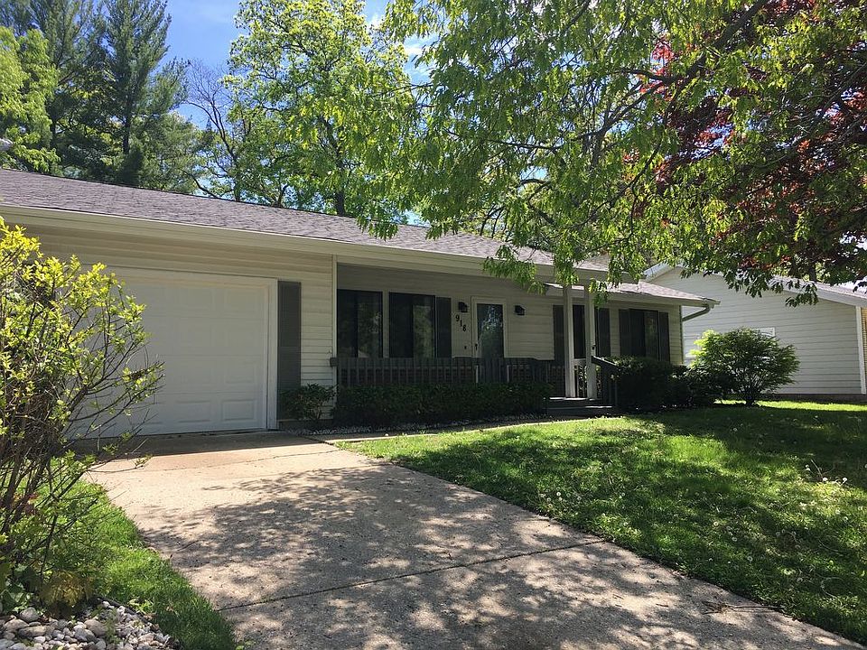 1st image of 918 N Oakwood Dr