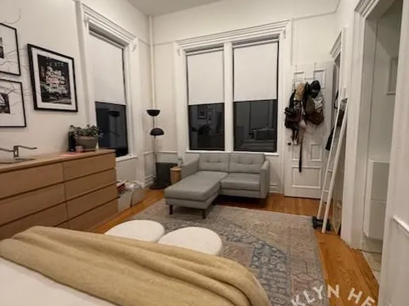 124 Remsen Street image 2 of 9