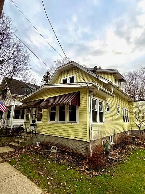 1st image of 122 Lindale Ave
