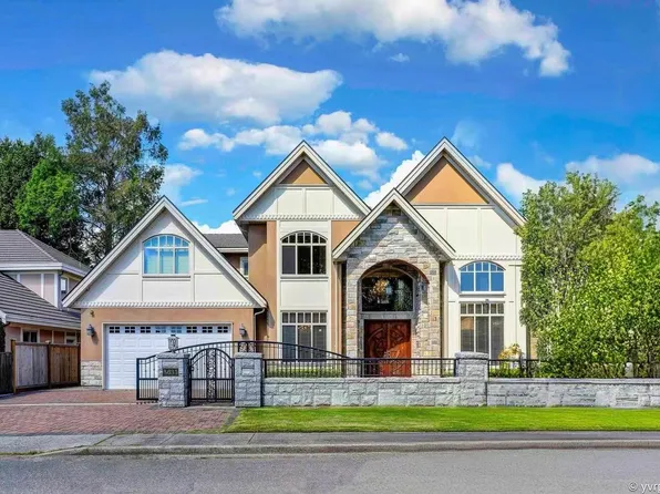 5631 Chemainus Dr, Richmond, BC V7C 3B7