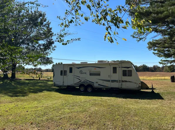 566 51st Rd, Grant, AL 35747