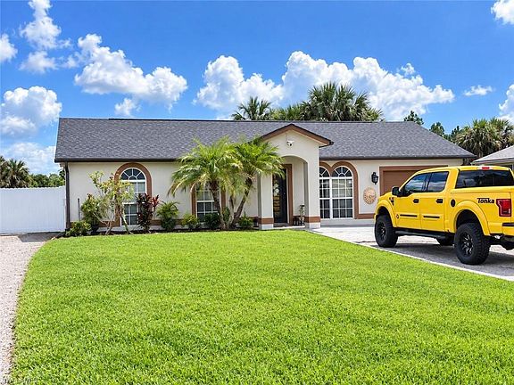 2nd image of 3180 Everglades BLVD S
