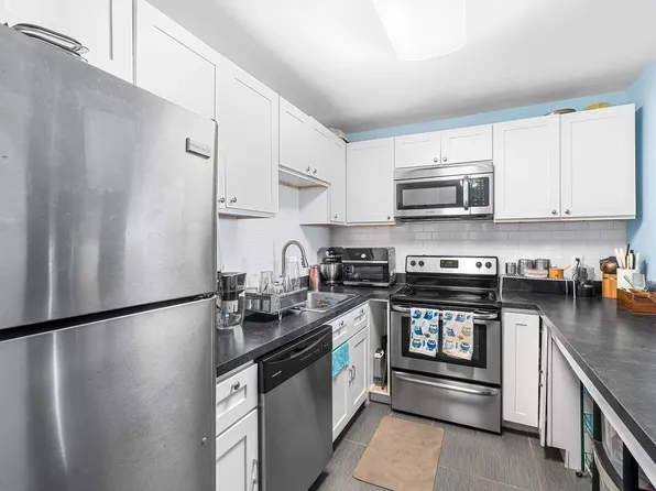 7430 John F Kennedy Boulevard image 11 of 20