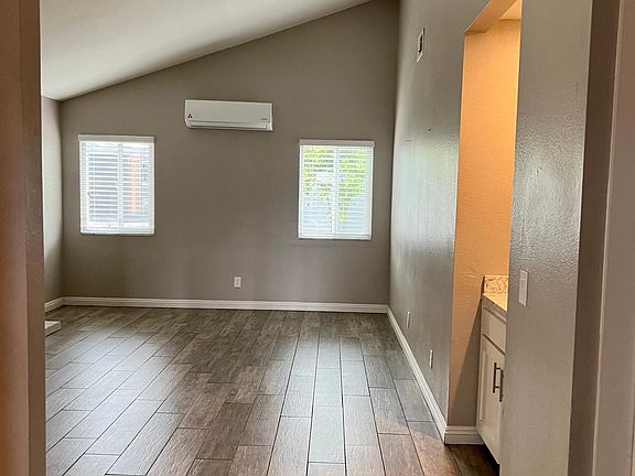 5th image of 1251 N Baker Ave
