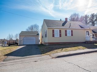 14 South St, Augusta, ME 04330