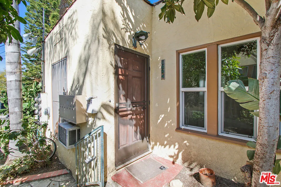 Building Photo - 1388 Edgecliffe Dr