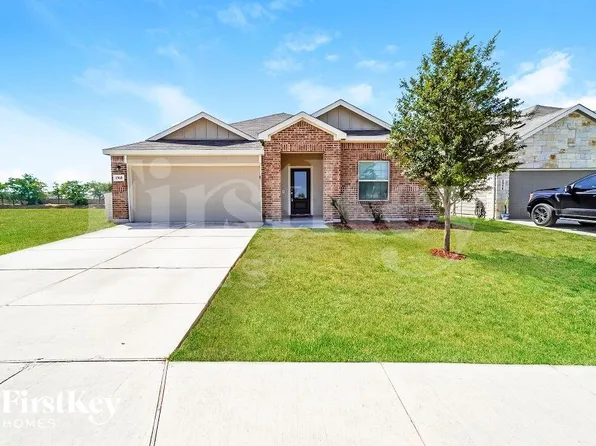 1960 Heather Glen Dr, New Braunfels, TX 78130