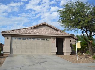 10403 E Oakbrook St, Tucson, AZ 85747
