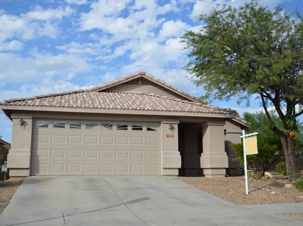 10403 E Oakbrook St, Tucson, AZ 85747