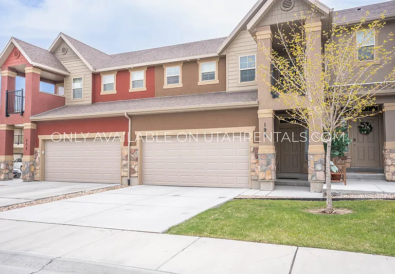 198 E Segovia Ln — Photo 1