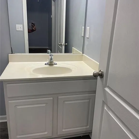 6316 Ellenwood Dr — Photo 17
