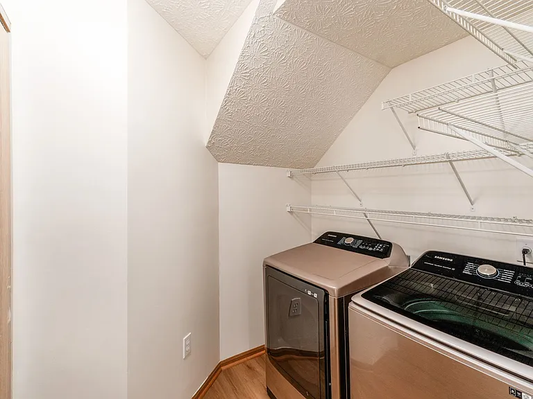 6201 Norway Glen Ave — Photo 17