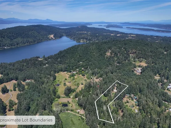 277 Stark Rd, Saltspring Island, BC V8K 1M4