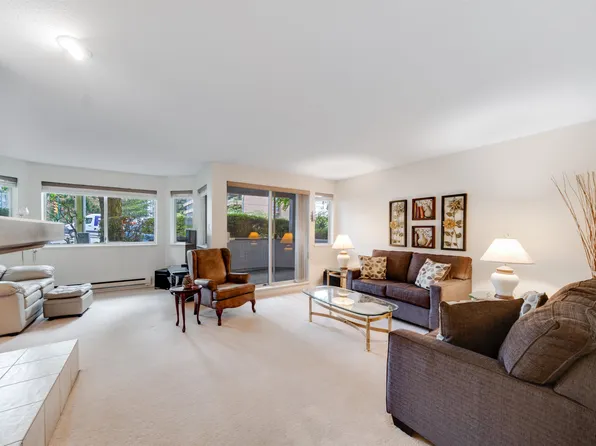 525 Austin Ave #101, Coquitlam, BC V3K 3M6