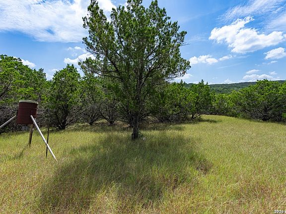 3rd image of 865 Arrowhead Pt LOT 3