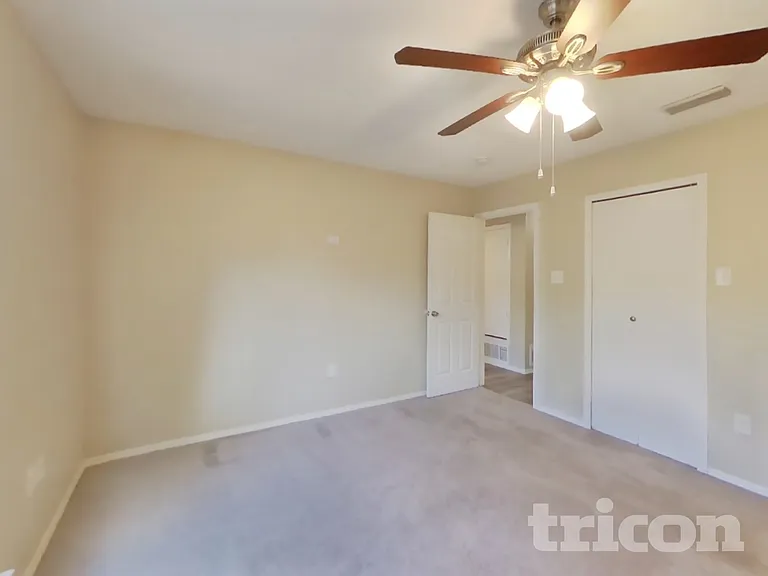 1015 Cedar Run Dr — Photo 10