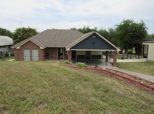 140 Lake Country Dr, Mathis, TX 78368