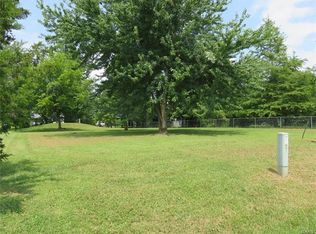 5417 2nd St, Waterloo, IL 62298