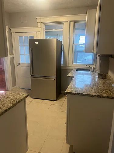 15 Irving St #3L Photo 1