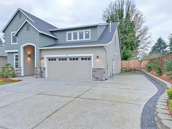 2nd image of 3701 SE Palmire Ct