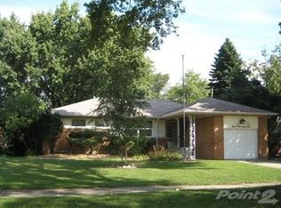 49 W Cathy Ln, Mount Prospect, IL 60056