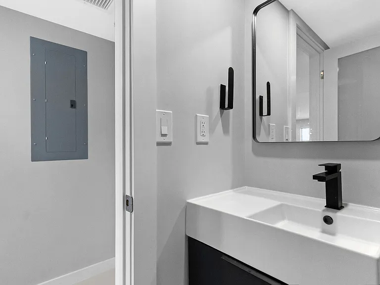 3900 Galt Ocean Dr #2114 — Photo 26