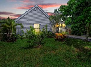 5119 Oak Hill Rd, Delray Beach, FL 33484