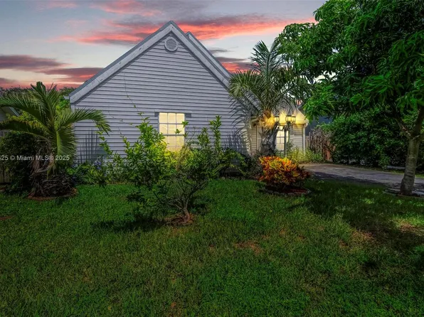 5119 Oak Hill Rd, Delray Beach, FL 33484