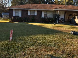 12 Halifax Ct, Little Rock, AR 72209