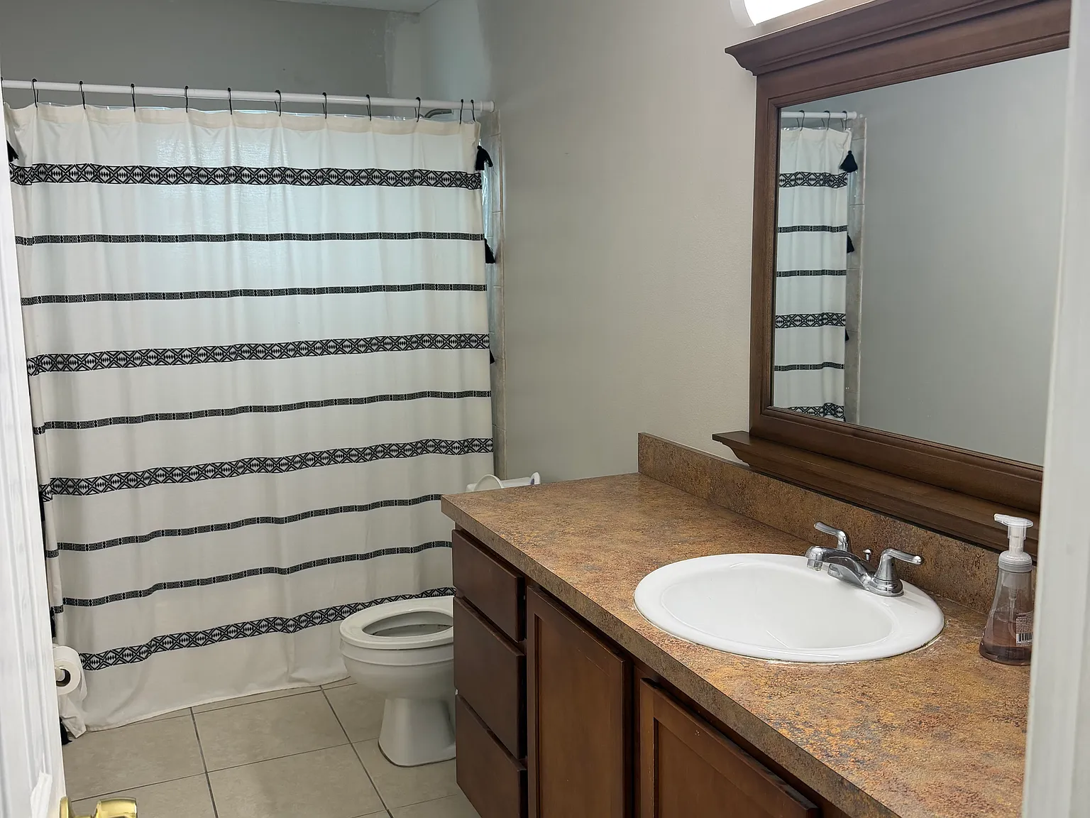 2 bed, 960 sqft, $1,850 — Photo 4