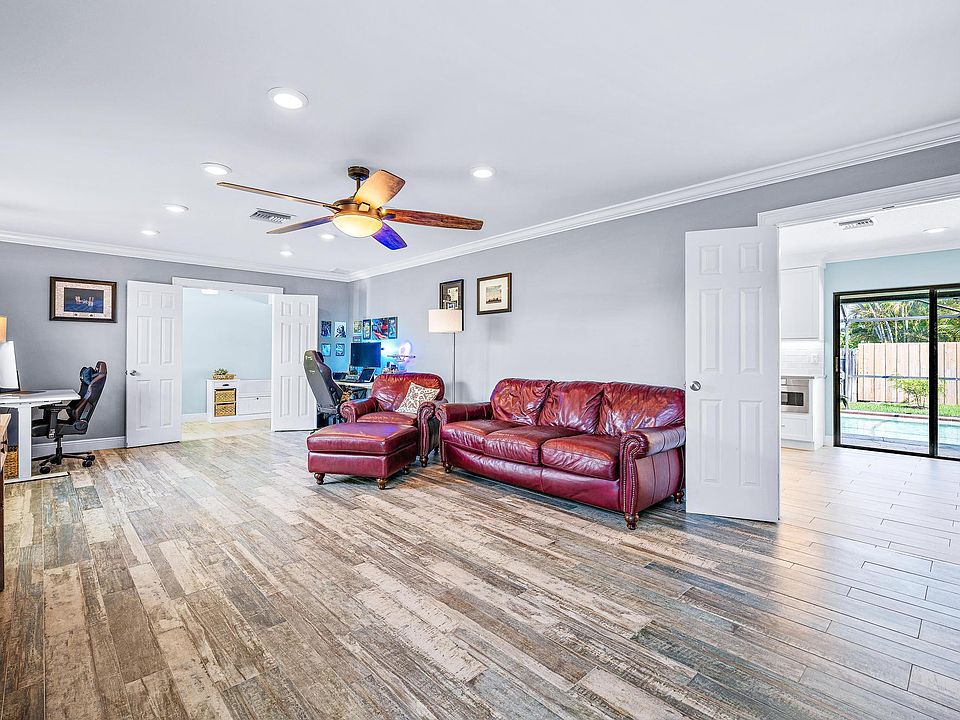 1st image of 89 Hickory Hill Road