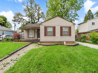 7554 Yacht Ave, Warren, MI 48091