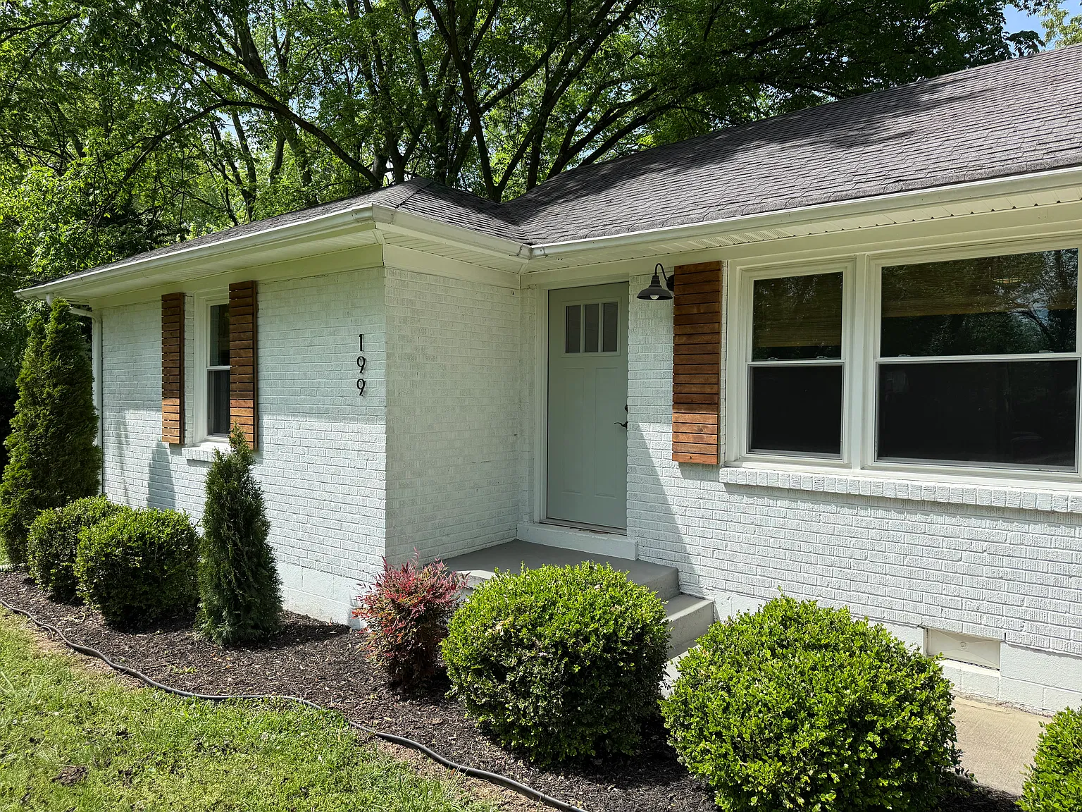 3 bed, 1100 sqft, $1,650 — Photo 3