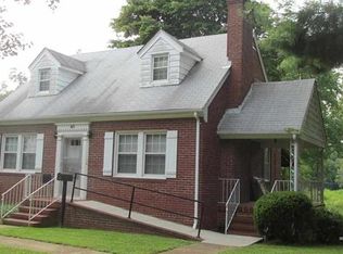 748 W Sycamore St, Chase City, VA 23924