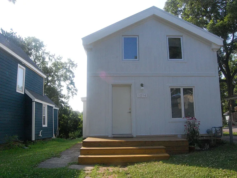 1014 Exchange St — Photo 6
