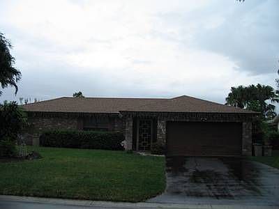 1st image of 10915 NW 21st St