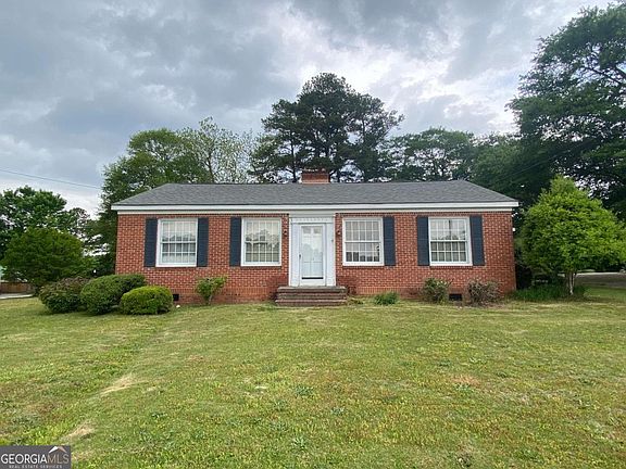 2nd image of 44 W Howell St