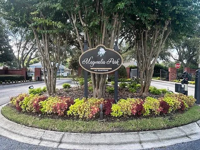 4 bed, 3.0 bath, 2366 sqft, $2,695 — Photo 2