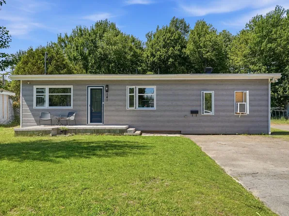 141 Boulevard Richelieu, Lachute, QC J8H 2S3