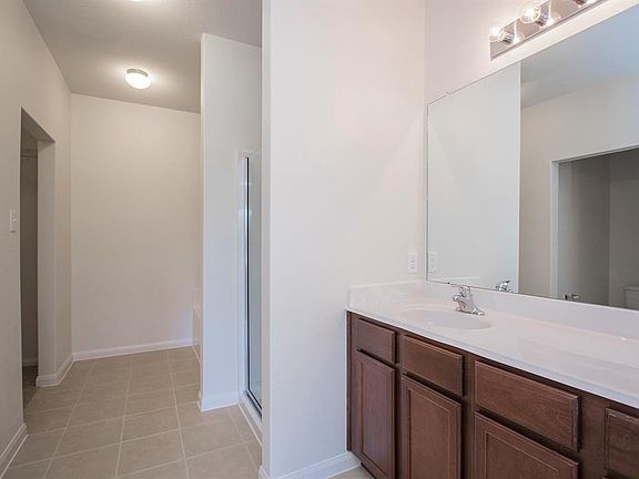 5th image of 22722 Harrington Field Dr
