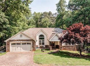 2131 Dayron Cir, Marietta, GA 30062