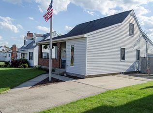 1403 Pennsylvania Ave, Natrona Heights, PA