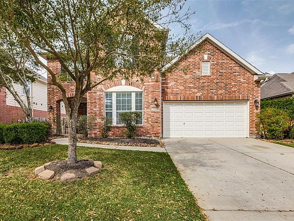 2nd image of 12511 Saratoga Woods Ln