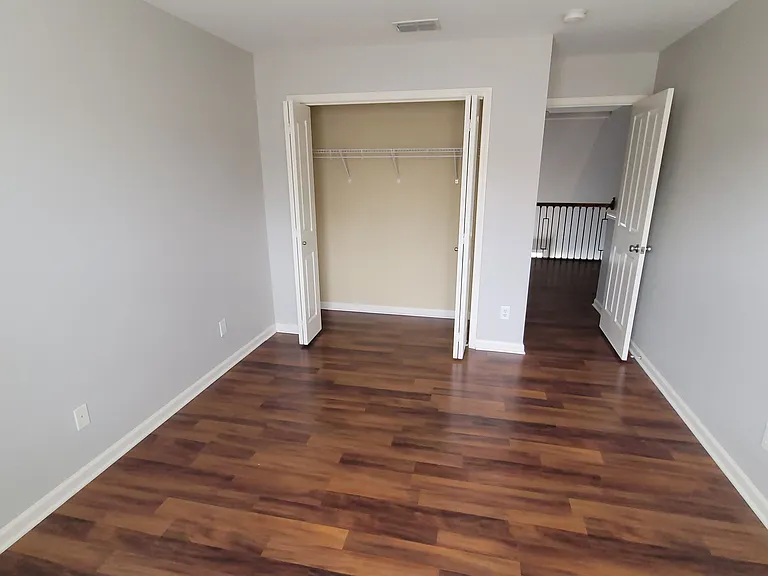 545 Griffin Cir — Photo 21