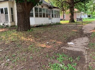 101 N Minnesota St, Winfield, KS 67156