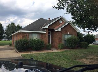 45 N Springfield Dr, Millbrook, AL 36054