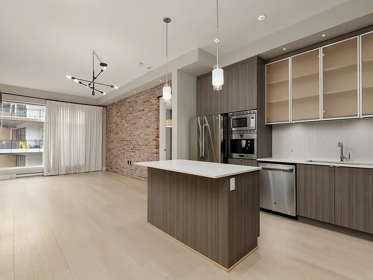 262 Salter St #315 — Photo 4