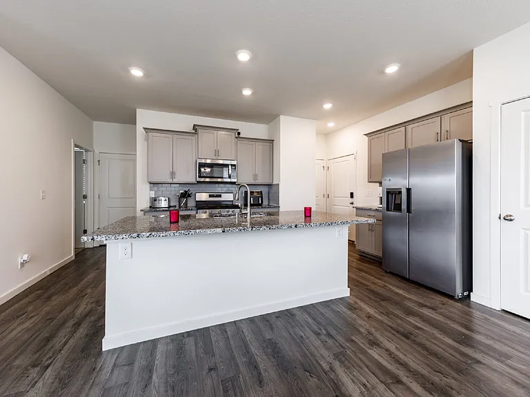 10213 Castor Dr — Photo 10