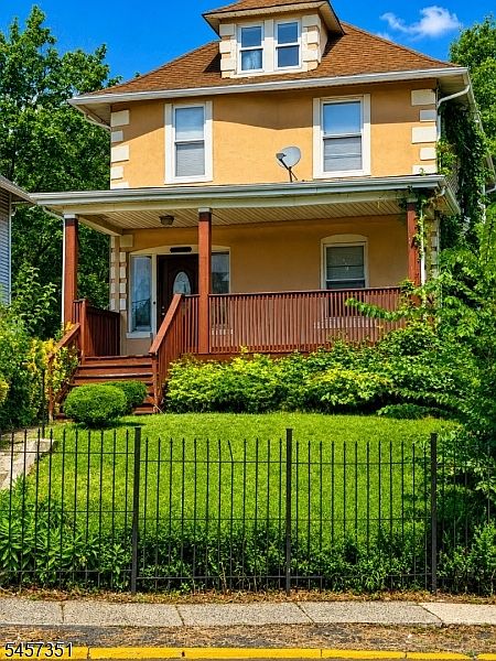 1st image of 161 Hillside Ave